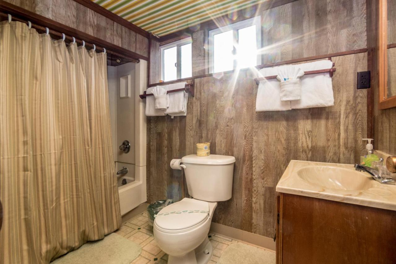 Elbow'S Inn Rockaway Beach Luaran gambar